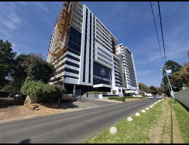 82M² RETAIL FOR SALE IN ILLOVO